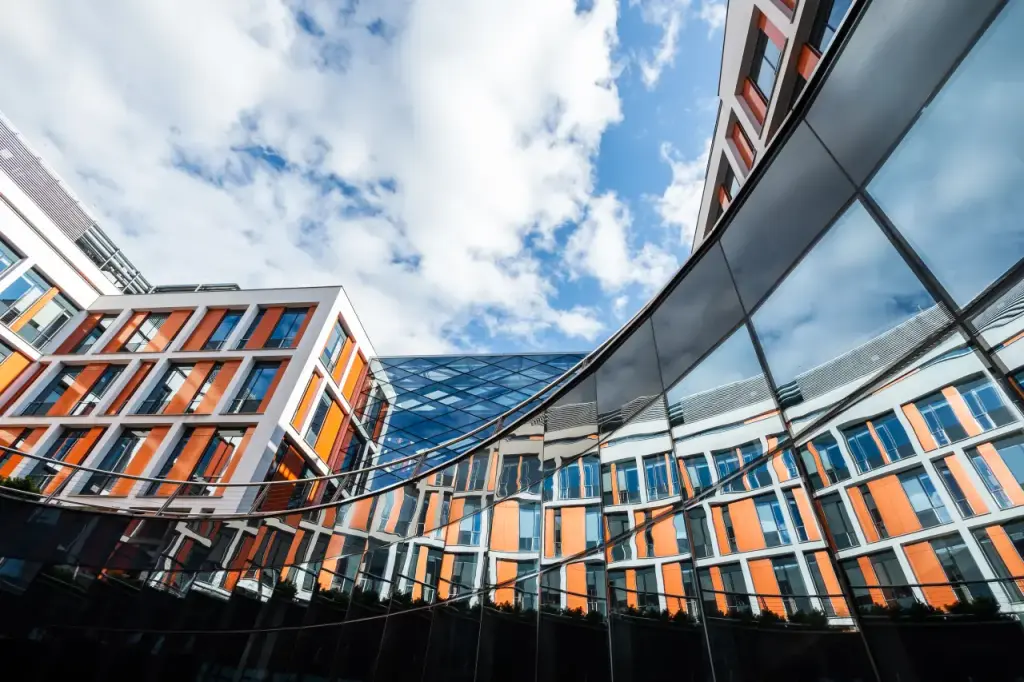 Mirek Kaźmierczak / &copy; FUW Promotion Section.