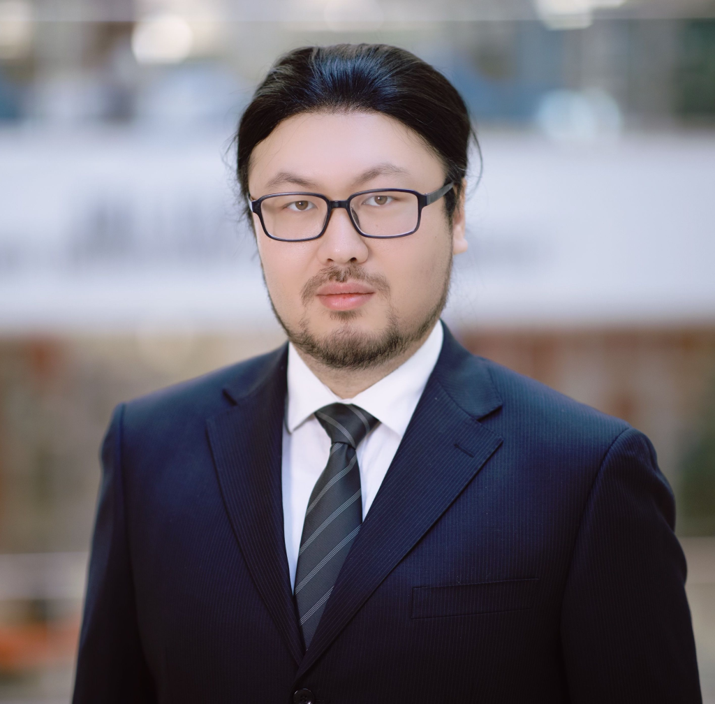 Yuxuan Cosmi Lin.