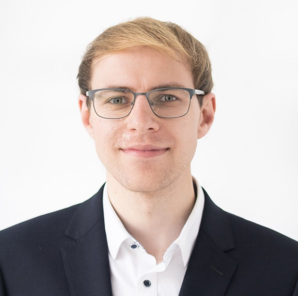 Thomas K&auml;mpfe.