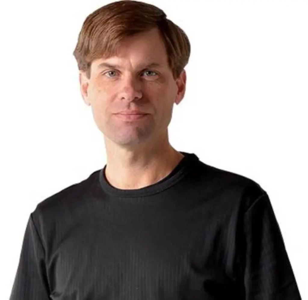 Anthony Hill headshot.