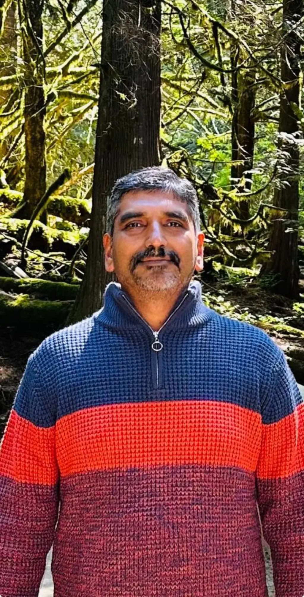 Shekar Chetput headshot.