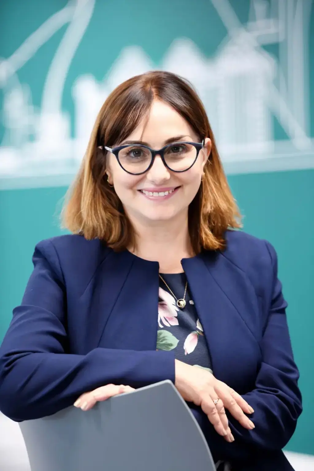 Dr. Chrisina Jayne.