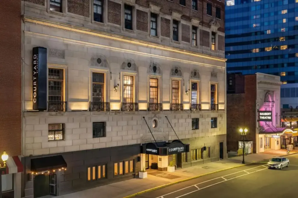 Courtyard Marriott Downtown Boston.