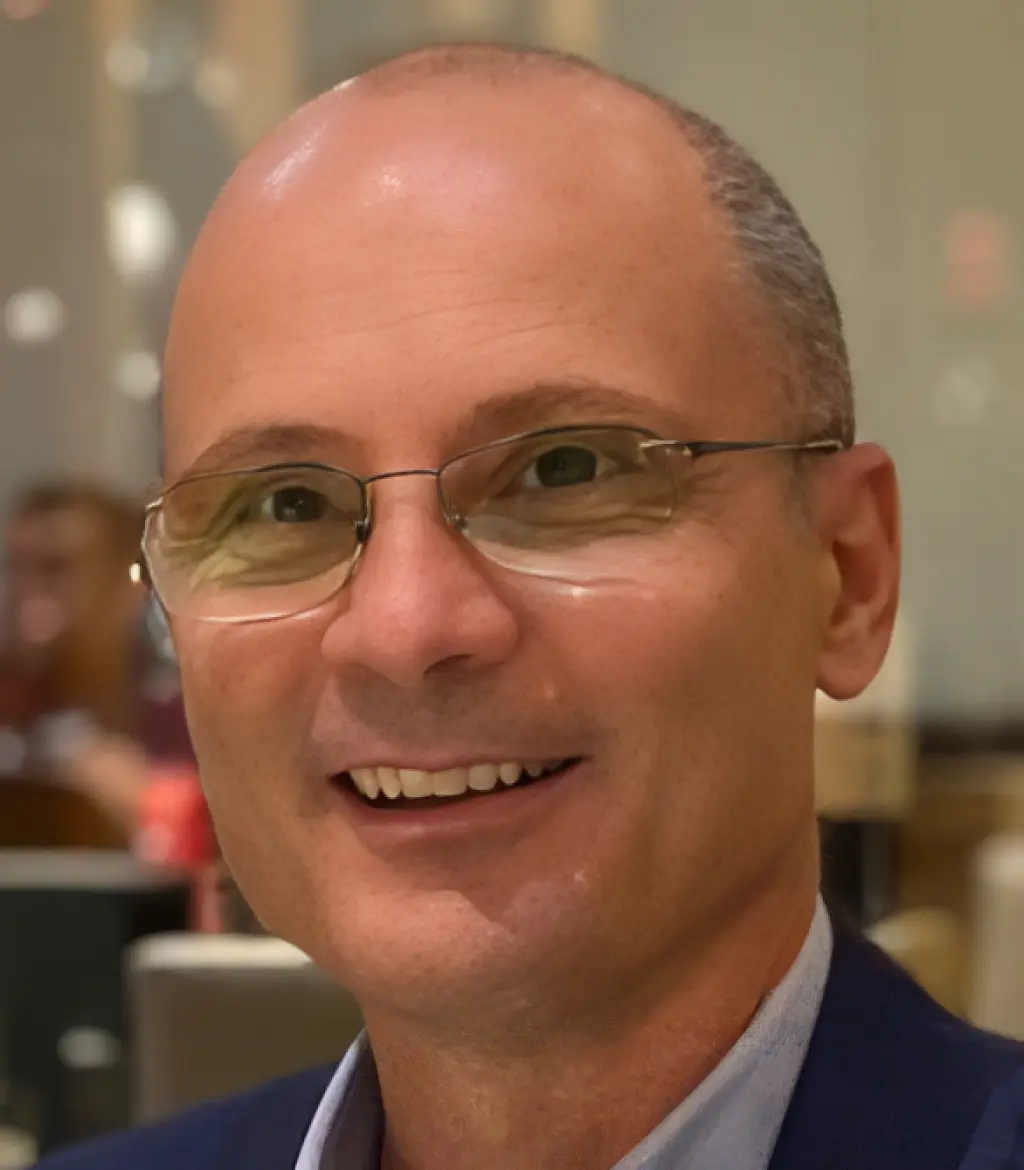 Carlo Muscas Keynote Headshot.
