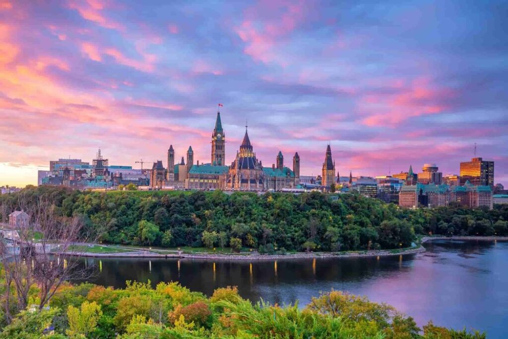 Ottawa, ON, Canada.